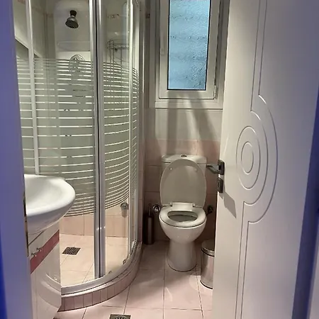 Appartamento Piraeus Cozy Esterno foto