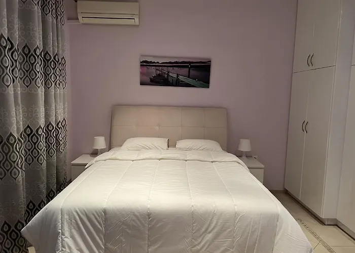 Piraeus Cozy